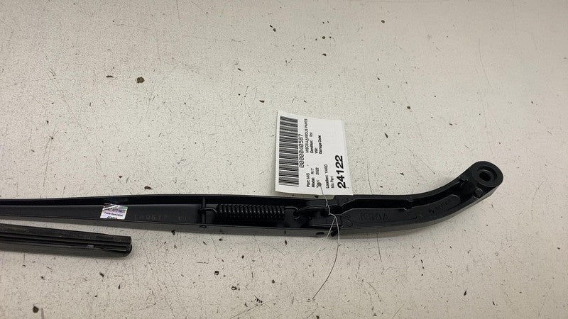 ⭕ 2022-2024 Rivian R1T Front Left Windshield Wiper Driver Side LH