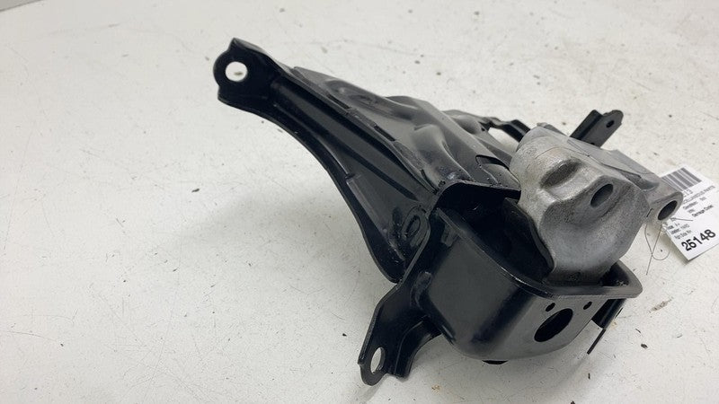 ⭕ 2023-2024 Toyota Prius Passenger Side Engine Motor Mount Bracket Sup