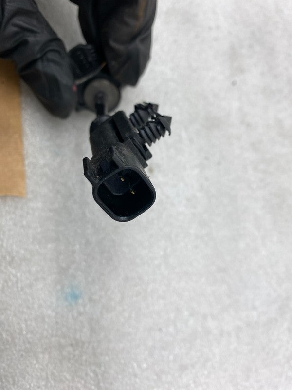 1037796-00-C ⭕ 12-20 Tesla Model S MS Rear Left or Right ABS Wheel Speed Sensor 1037796-00-C