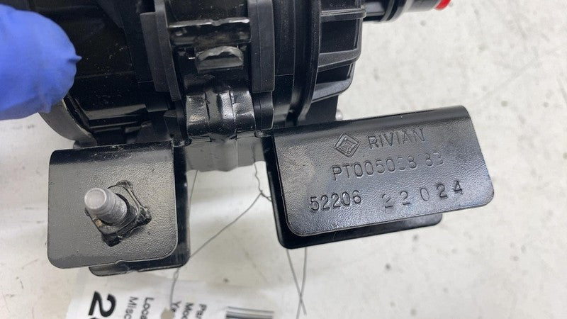 PT00876686A ⭕ 2025 Rivian R1S Engine Coolant Auxiliary Water Pump w/ Bracket PT00876686-A