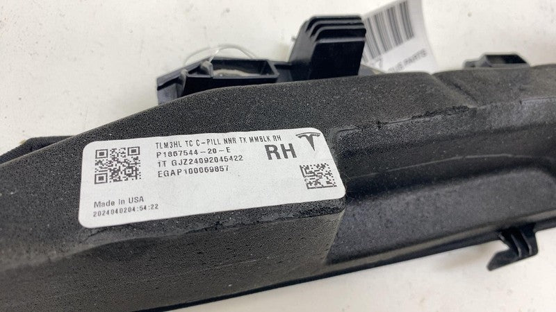 186754420E ⭕24-25 Tesla Model 3 Passenger Side C-Pillar Upper Trim Cover Right 1867544-20-E