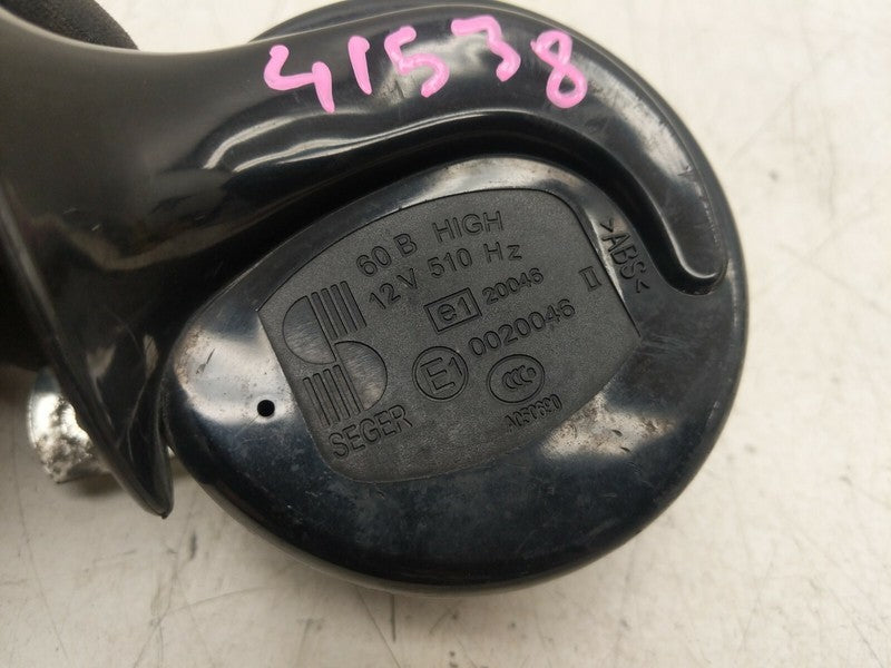E1 0020046 ⭕ 2012-2020 Tesla Model S MS Seger High Pitch Tone Horn 12V 510 Hertz w/ Bracket