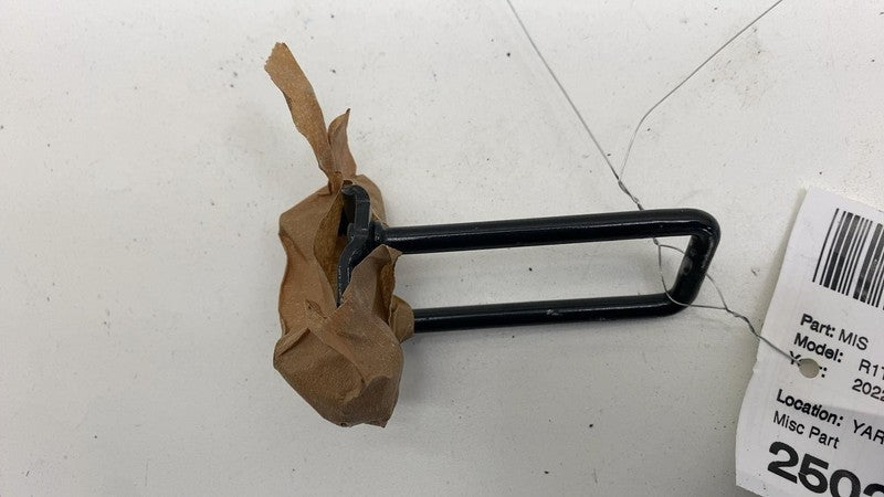 ⭕ 2022 2023 2024 Rivian R1T Tailgate Bed Storage Striker Lock Latch Catcher Assy