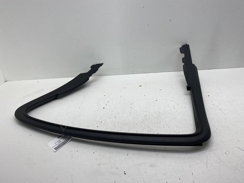 ⭕ 2017-2023 BMW 540i Rear Passenger Side Door Window Frame Trim Cover