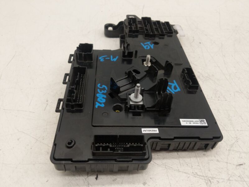 1100340 90 H 2017-2020 Tesla Model 3 Right Low Voltage Controller Electronic Control Module