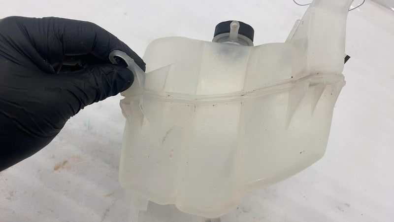 P11-M50320-02 ⭕2022-2024 Lucid Air Coolant Reservoir Tank Bottle Assembly PT OEM P11-M50320-02