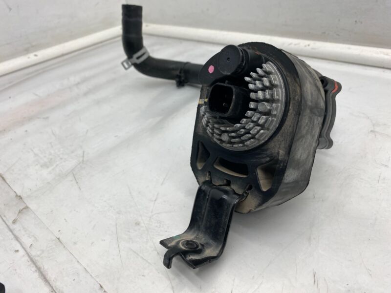 Does Not Apply 2012-2020 Tesla Model S Battery Cooling Auxiliary Water Coolant Pump w/ Bracket