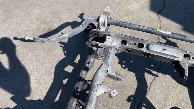 2016-2019 Mercedes-Benz GLE350 Subframe Crossmember Front Engine Cradle RWD OEM