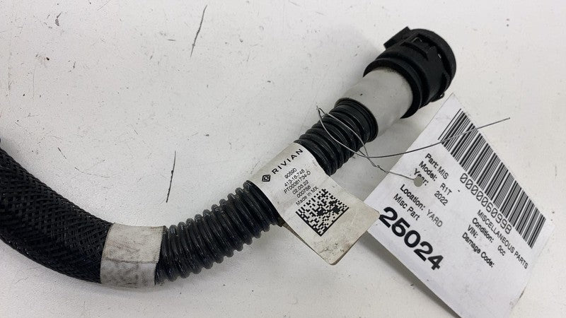 PT00061734D ⭕ 22-24 R1T R1S Front Right Quad Motor Coolant Cooling Hose Pipe RH PT00061734-D