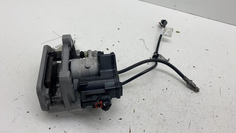 ⭕ 17-25 Tesla Model 3 M3 Rear Left Caliper w/ Brake Hose Line BASE 104