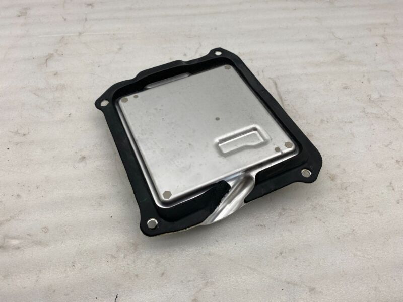 1037222-00-F 2016-2020 Tesla Model X Front Driver Side Door Controller Control Module Left LH