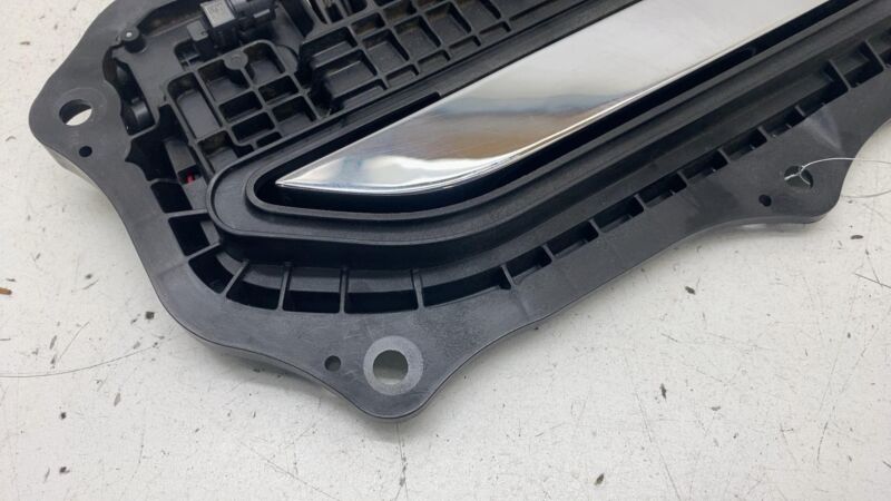 2012-2015 Tesla Model S MS Front Passenger Side Exterior Door Handle Outer Right