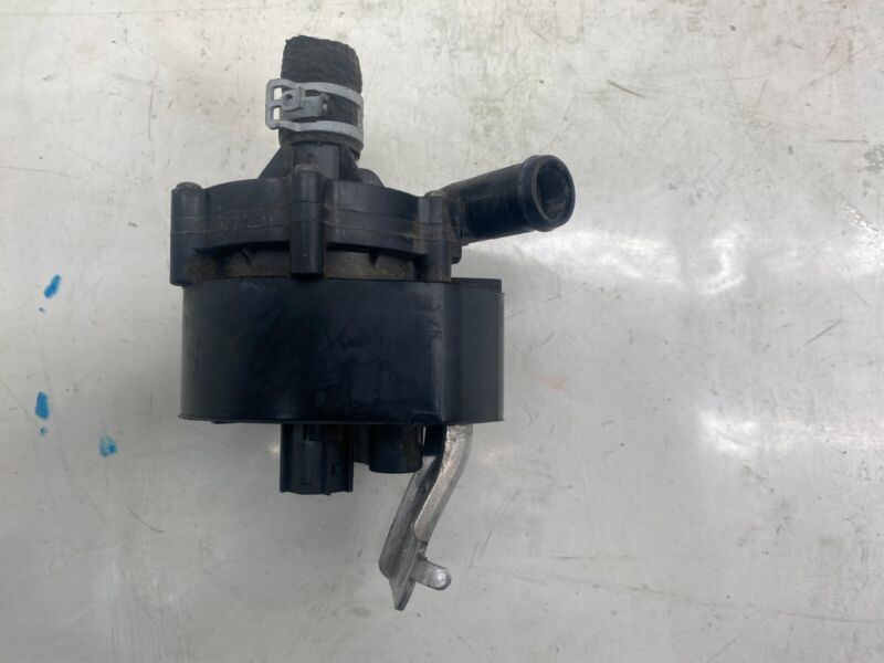 Does Not Apply 2016-2020 Tesla Model S MS Electric Auxiliary Coolant Water Pump w/ Bracket Assy