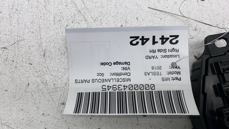 ⭕ 17-20 Tesla Model 3 Right Low Voltage Electronic Control Module 1100