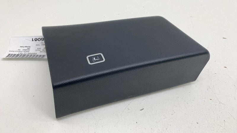 5RH62DX9AE ⭕ 17-25 Chrysler Pacifica Passenger B-Pillar Middle Trim Panel Right 5RH62DX9AE