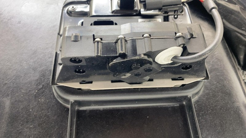 PT00000351-H ⭕ 2022-2024 Rivian R1T Rear Left Trunk Pick Up Box Trim Cover Panel PT00000351-H