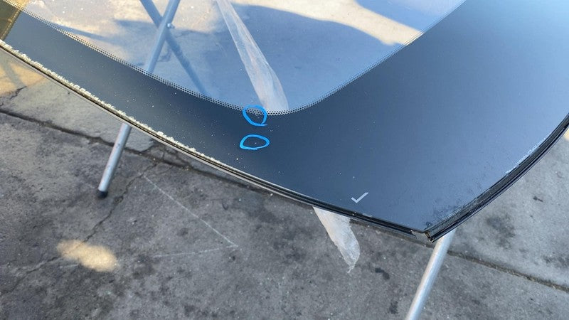 1021634-00-A 2012-2015 Tesla Model S MS Front Windshield Heated Wiper Area (No Auto Pilot)