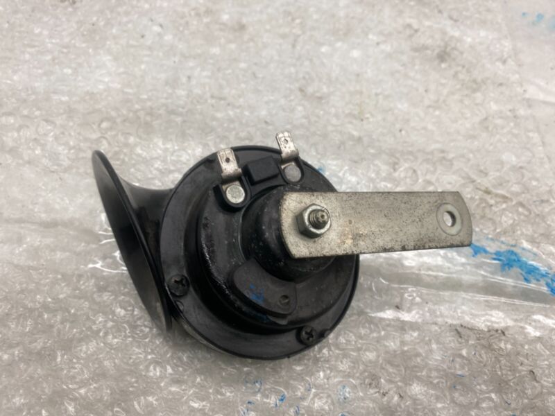 2012-2020 Tesla Model S MS Seger Low Pitch Tone Horn 12V 410 Hertz with Bracket