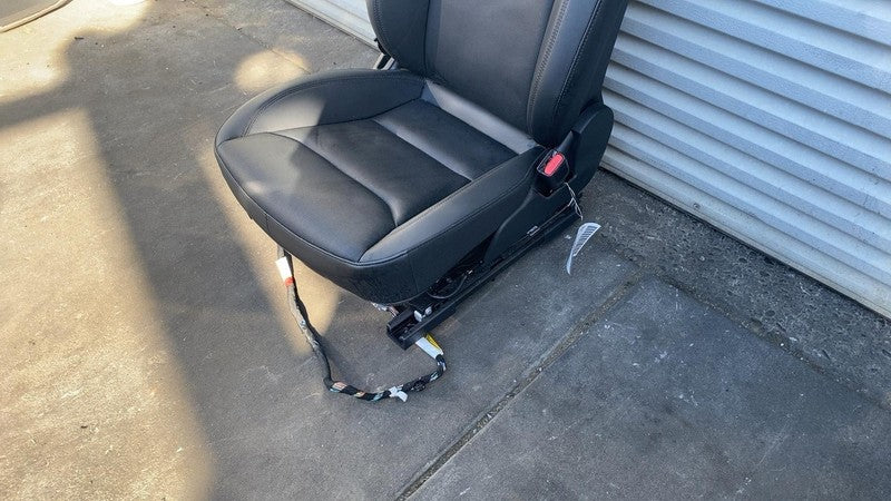 ⭕ 24-25 Tesla Model 3 Front Passenger Side 1st Row Seat Perforated Black Right