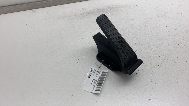 A2043000004 ⭕ 2010-2013 Mercedes-Benz E350 Front Driver Gas Accelerator Pedal A2043000004