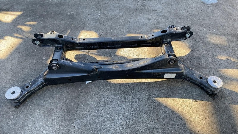 ⭕ 2017-2024 Chrysler Pacifica Rear Undercarriage Subframe Crossmember Cradle FWD