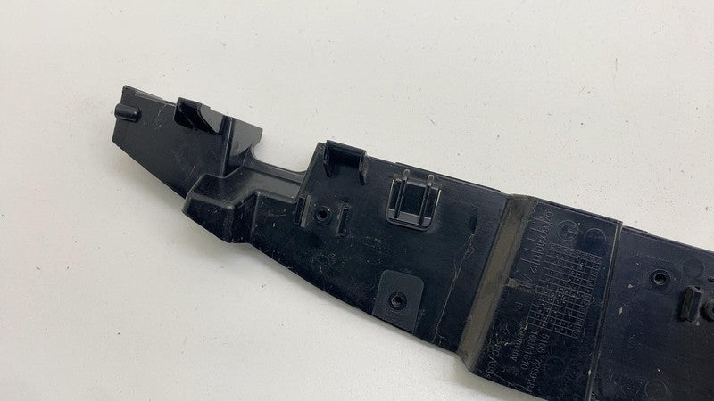 7299184 ⭕ 14-21 BMW i3 Front Passenger Side Fender Retaining Bracket Right 51657299184