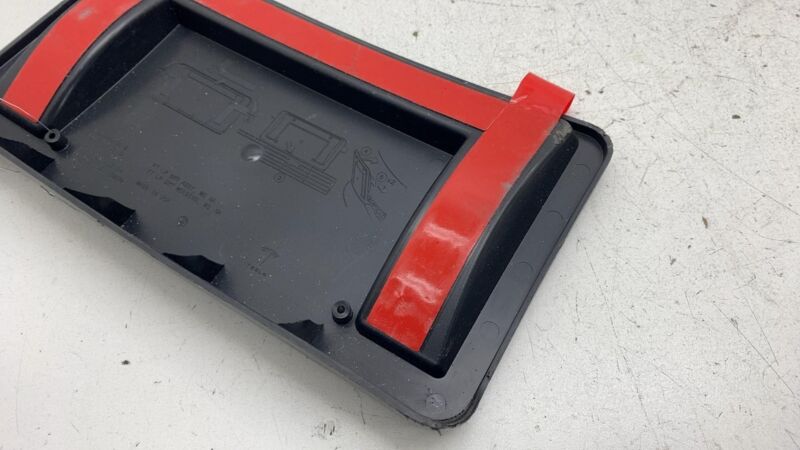 109682900G 2017-2023 Tesla Model 3 M3 Front License Plate Molding Bracket Holder Assembly