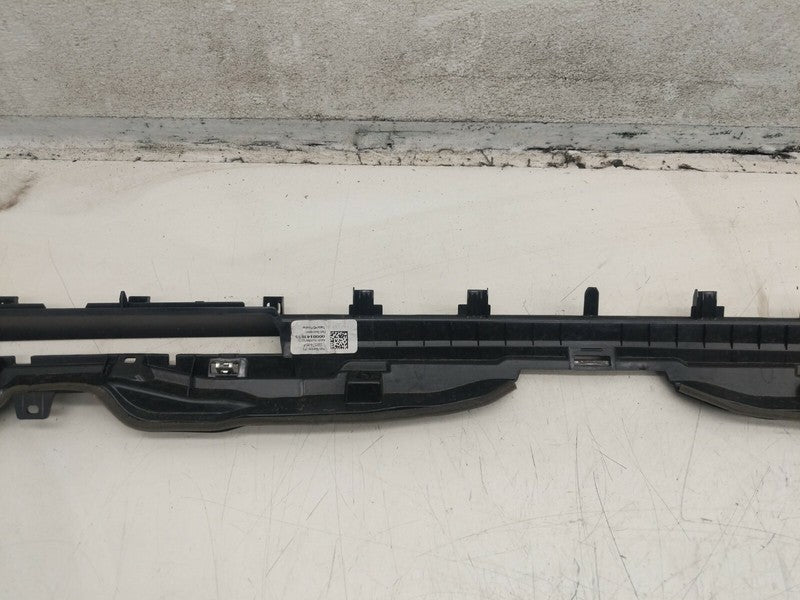 1100574 00 F ⭕ 17-20 Model 3 Instrument Panel Windshield Dash Deflector Finisher 1100574-00-F