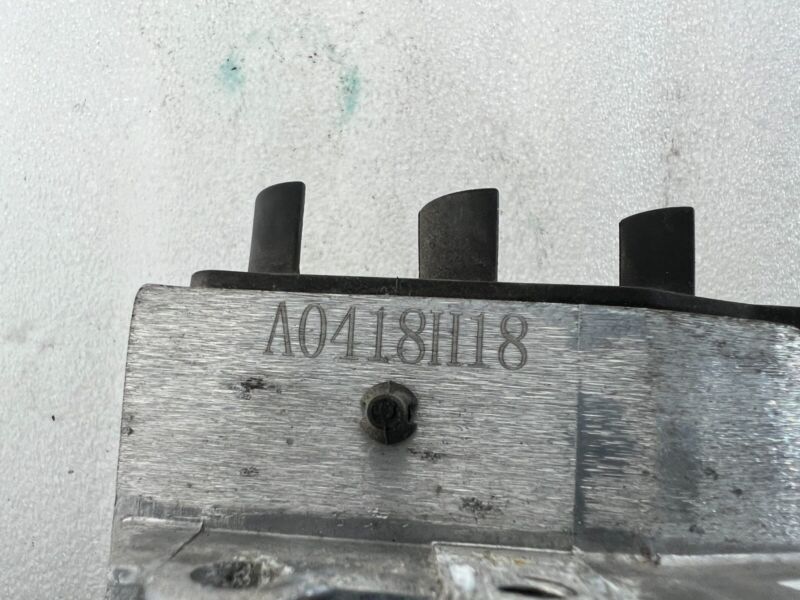 1118182 84 H 2017-2020 Tesla Model 3 Front Suspension Electrical Control Module 1118182-84-H