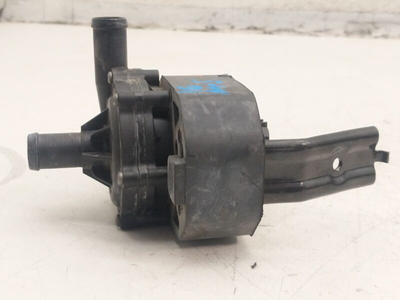 2012-2015 Tesla Model S MS Battery Coolant System Auxiliary Water Pump Assembly