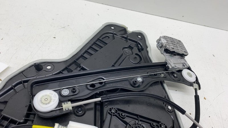 ⭕ 20-24 Model Y Rear Right Door Window Regulator & Motor w/ Carrier 14