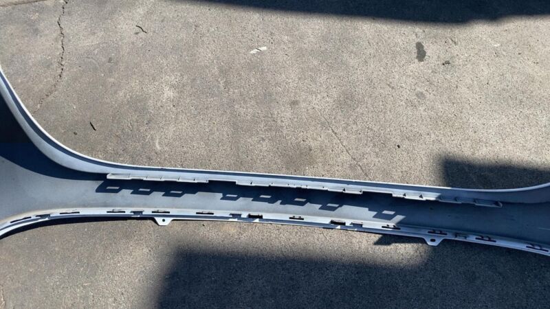 154012001E ⭕ 23 24 Model Y Rear Bumper Fascia Cover Assembly Pearl White PPSW 1540120-01-E