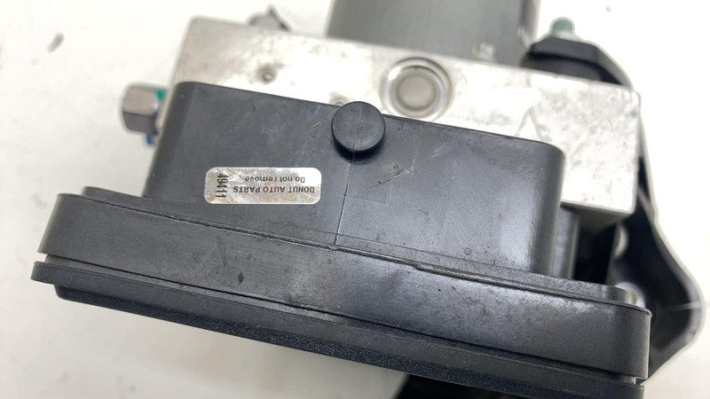 ⭕ 20-23 Model Y Anti-Lock Brake System ABS Pump Module w/ Bracket 1044