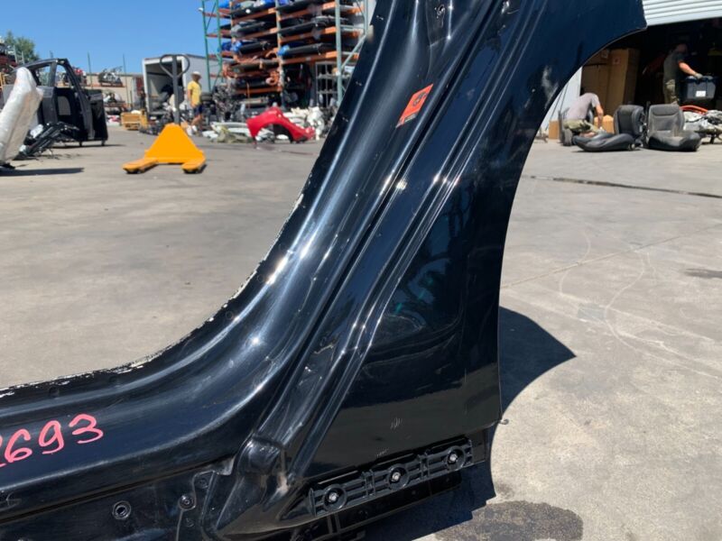 ⭕ 2016-2020 Tesla Model S Rear Lower Left Outer C-Pillar Structural Frame Cutout