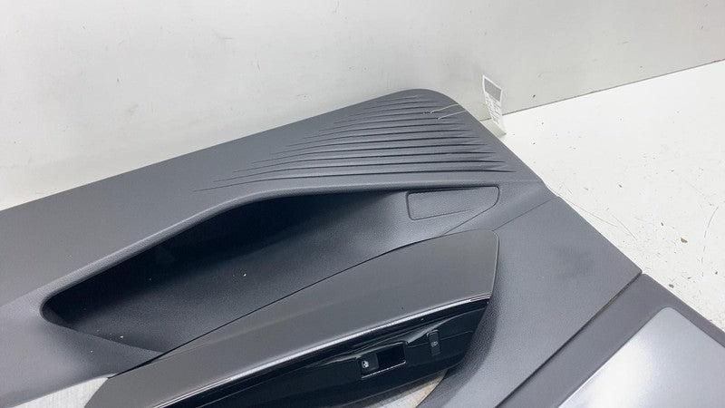 Front Door Trim Panel VOLKSWAGEN ID4 Right 25