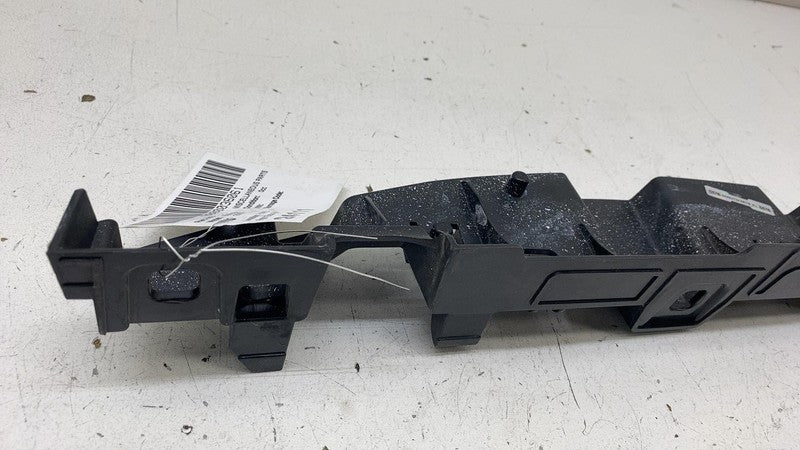 5165 7299184 ⭕ 14-21 BMW i3 Front Right Passenger Side Fender Retaining Bracket 5165 7299184