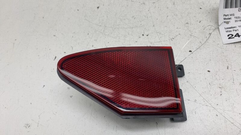 2012-2024 Tesla Model S X Rear Right Taillight Taillamp Side Reflector Lamp RH
