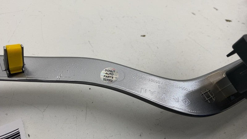 ⭕ 2025 Rivian R1S Rear Driver Side 2nd Row Seat Upper Cushion Trim Gar