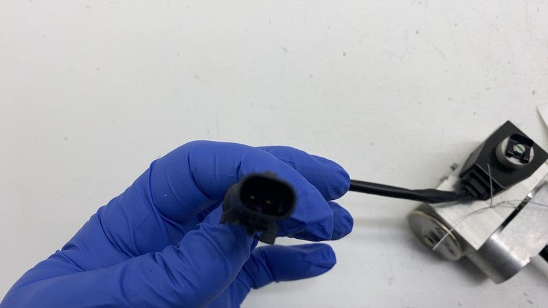 PT01105487 ⭕ 2025 Rivian R1S A/C Air Conditioning Compressor Block Valve Assy PT01105487