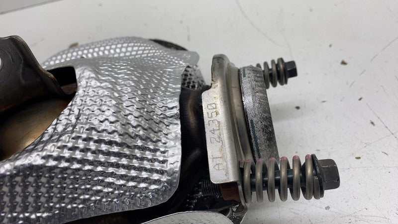 ⭕ 2023-2024 Toyota Prius 2.0L Exhaust Manifold w/ Heat Shield Assembly