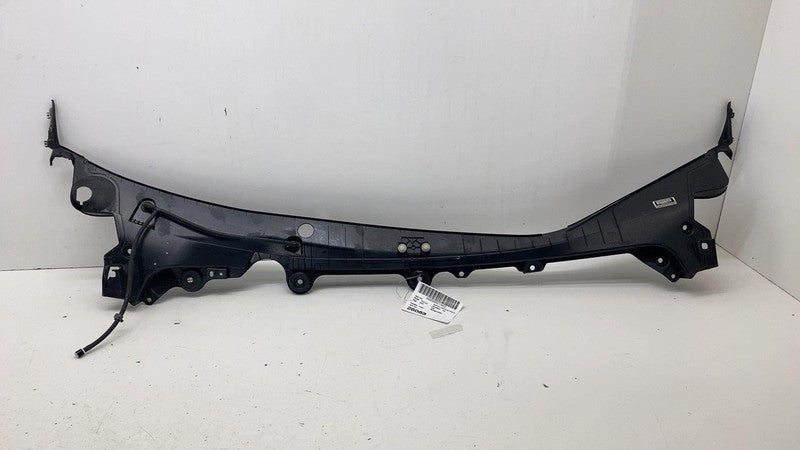 171253401D ⭕ 24-25 Model 3 Front Windshield Wiper Cowl Screen Underhood Trim 1712493-01-D