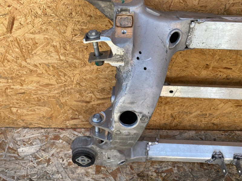 104880200A ⭕ 2016-2020 Tesla Model X Rear Subframe Cradle Crossmember Carrier 1048802-00-A