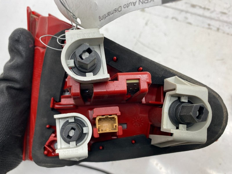 8T0945094D ⭕ 12-16 Audi A5 Rear Passenger Side Trunk Inner Taillight Lamp Right 8T0945094D