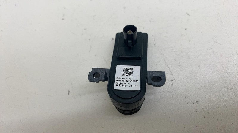 109594900E ⭕ 2017-2023 Tesla Model 3 Rear Trunk Lid Park Parking Assist Camera 1095949-00-E