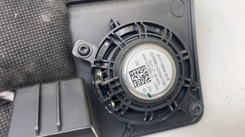 ⭕ 2020-2023 Model Y Passenger Side Footwell Cover Right w/ Speaker 150