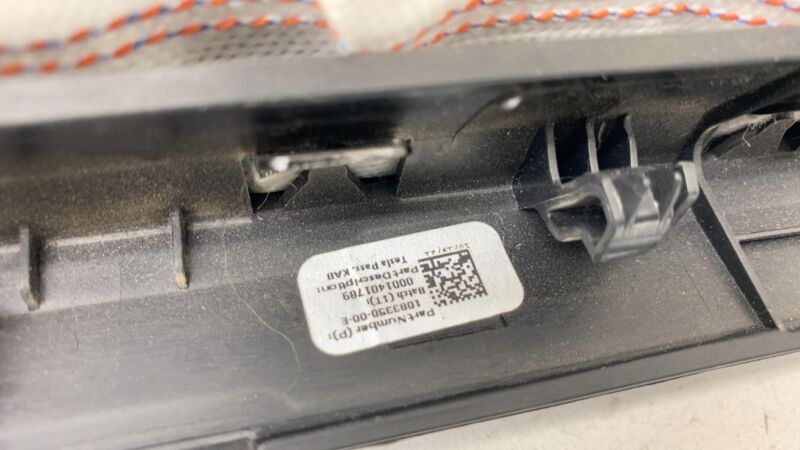 107782600D ❇️17-23 Tesla Model Y 3 Right Knee Airbag Passenger Safety Module RH OEM 1077826