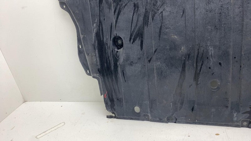 31694433 ⭕ 2021-2023 Polestar 2 Center Underbody Engine Protection Guard Cover 31694433