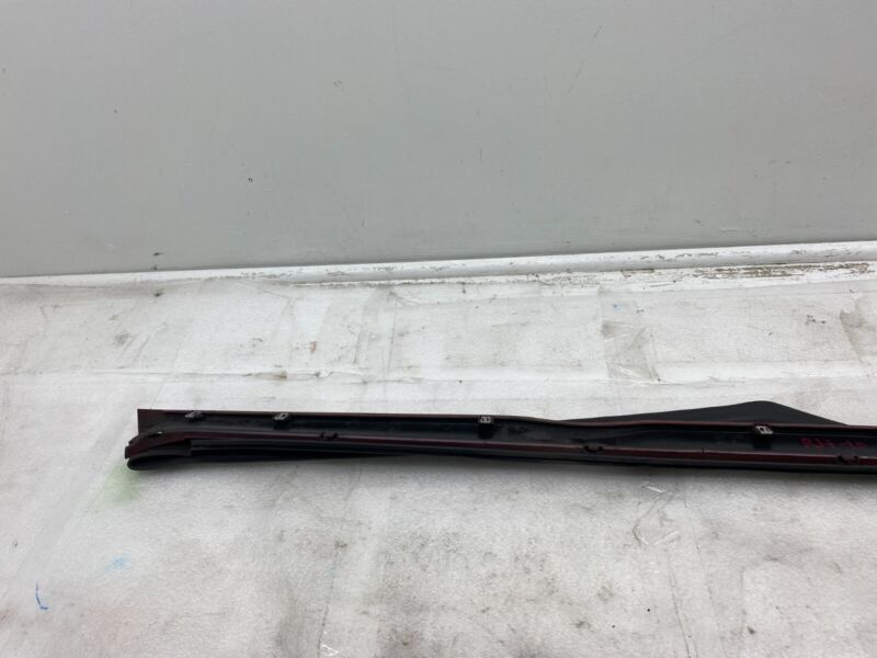 101221700F 12-23 Model S Right Rocker Panel Scuff Plate Molding w/ Rubber Seal 1012217-00-F