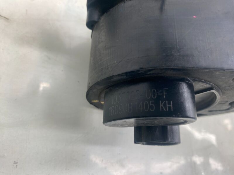 1037328-00-F 2016-2020 Tesla Model X Auxiliary Coolant Water Cooling Pump Assy 103732800F OEM