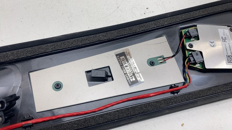 110043700C ⭕ 17-23 Model 3 Driver Side B-Pillar Applique Glass w/ Camera Left 1100437-00-C